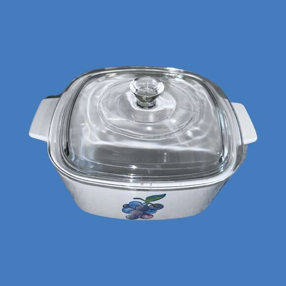 Vintage Corning Ware Corelle Grapes Fruit Basket Design 1.5 L Casserole Dish - Picture 8 of 11